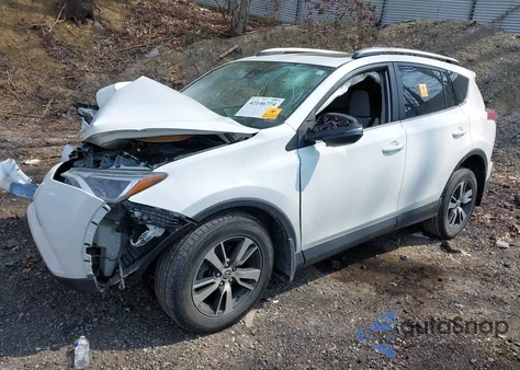 2018 Toyota Rav4 Xle z USA, uszkodzony, nr VIN JTMRFREV4JJ744971